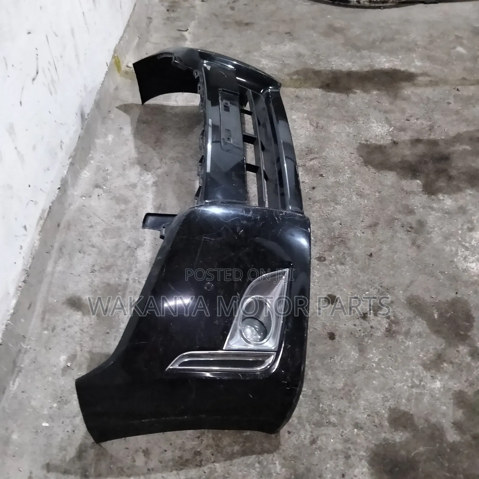 Nissan Elgrand Model 2012 Front Bumper Complete With Fogs