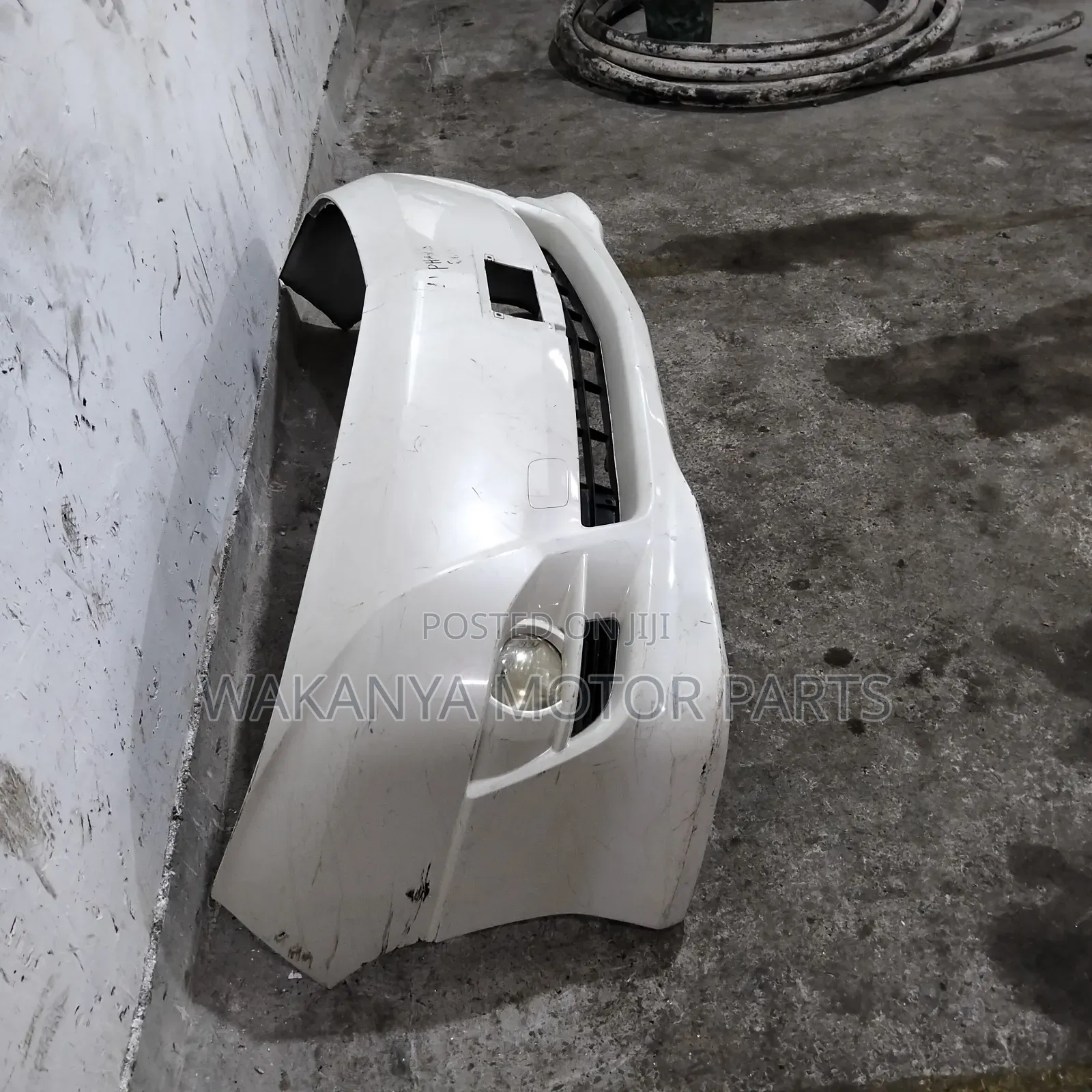 Toyota Alphard Anh10 Model 2007/2008 Front Bumper With Fogs