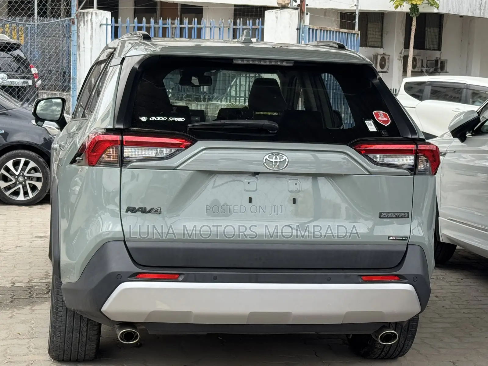 Toyota RAV4 Adventure 2019 Green