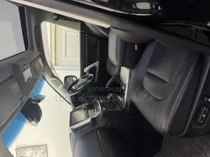 Toyota Land Cruiser 4.6 V8 ZX 2018 Black