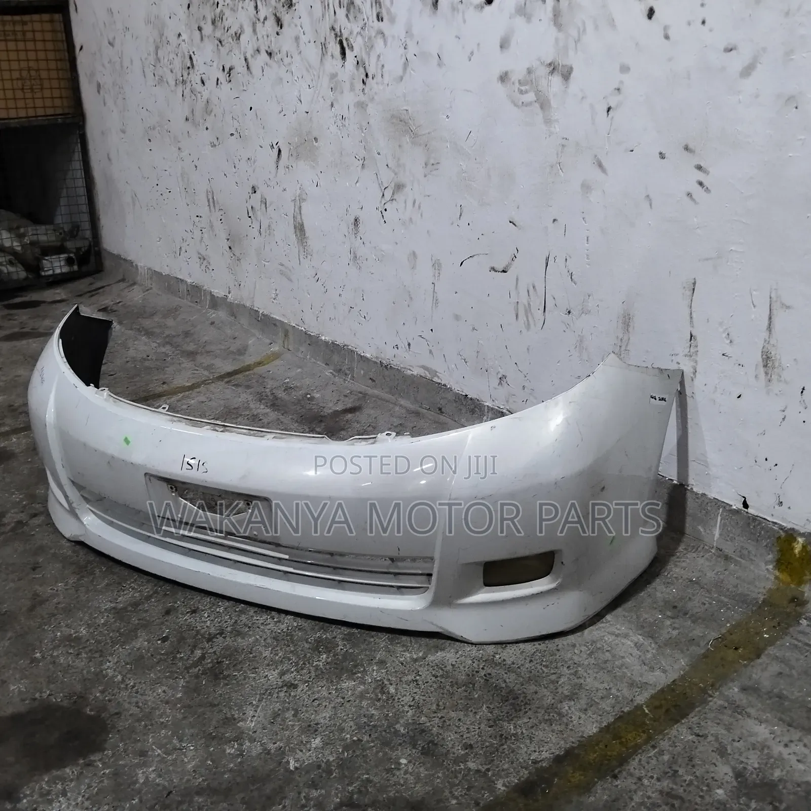 Toyota Isis Model 2005 Front Bumper Complete With Fog Lamps