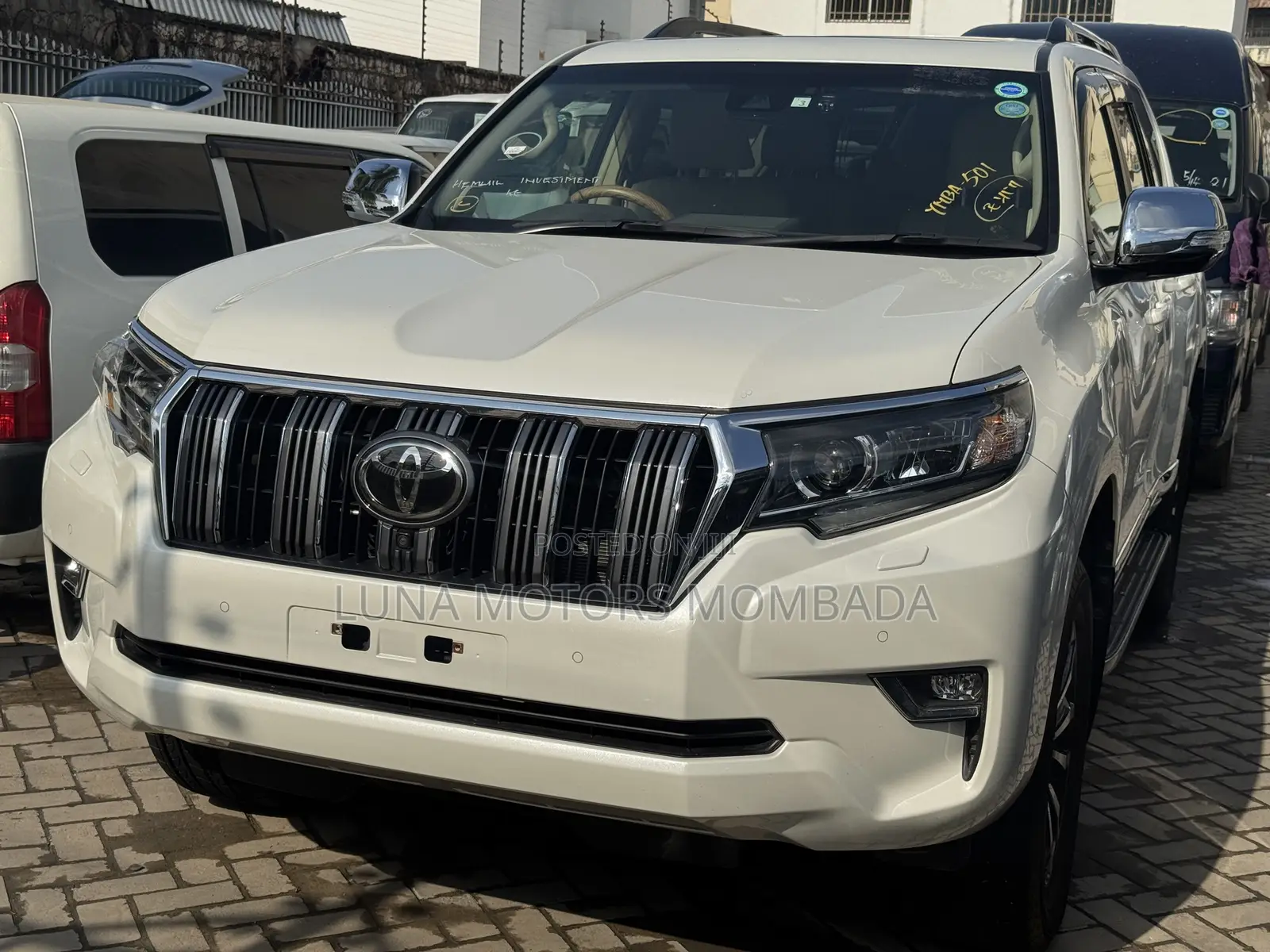 Toyota Land Cruiser Prado 2.8 2019 White
