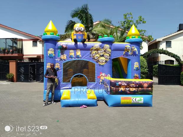 Medium Castle+ Free Minder-Kids Birthdays - thumbnail 4