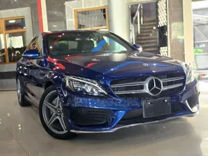 Mercedes-Benz C180 2019 Blue