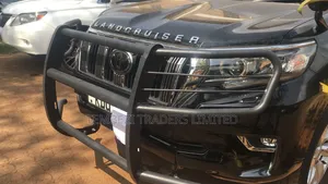 Universal 4*4 Heavy Duty Black Bullbar