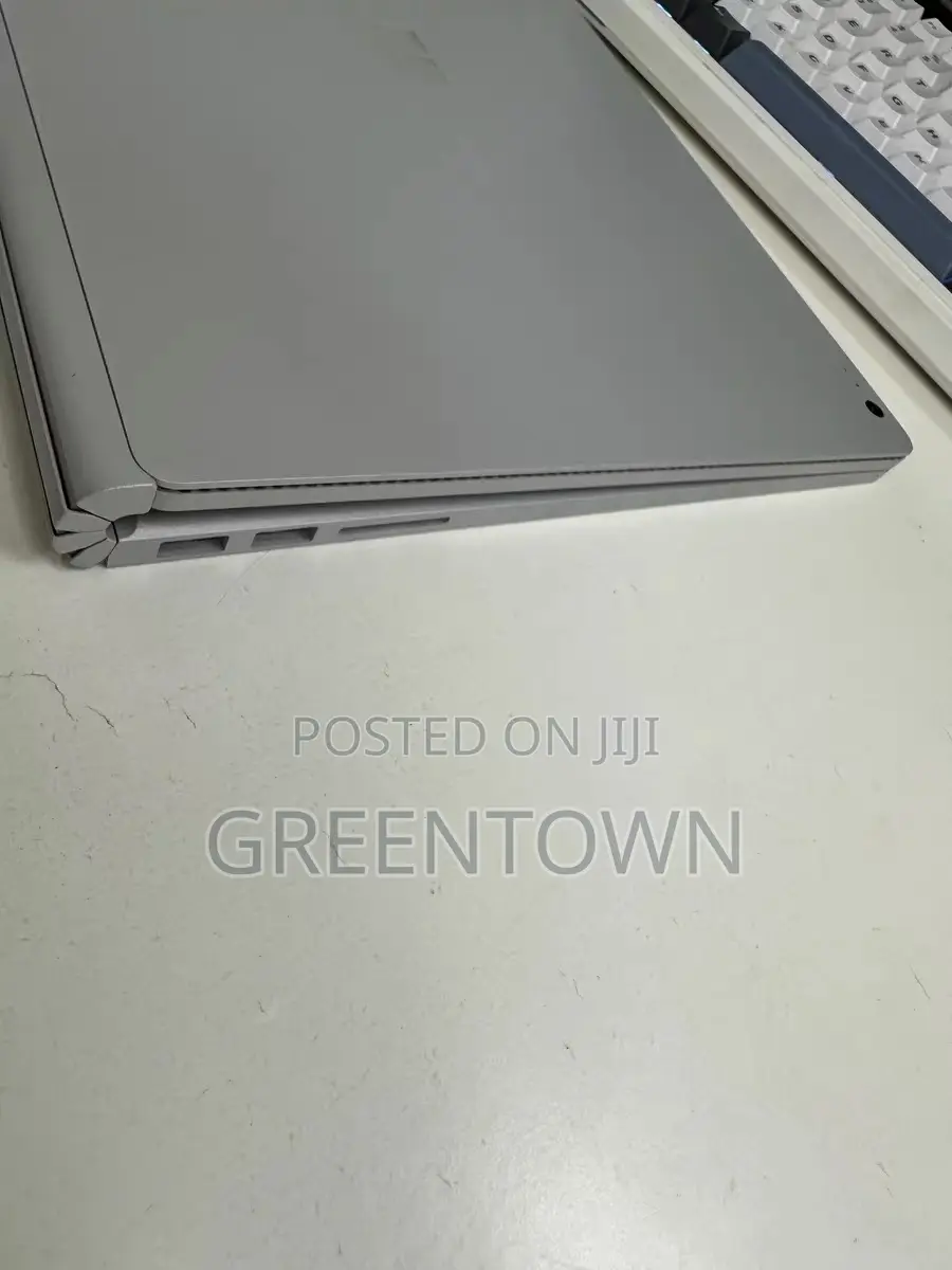 Laptop Microsoft Surface Book 2 8GB Intel Core I5 SSD 256GB