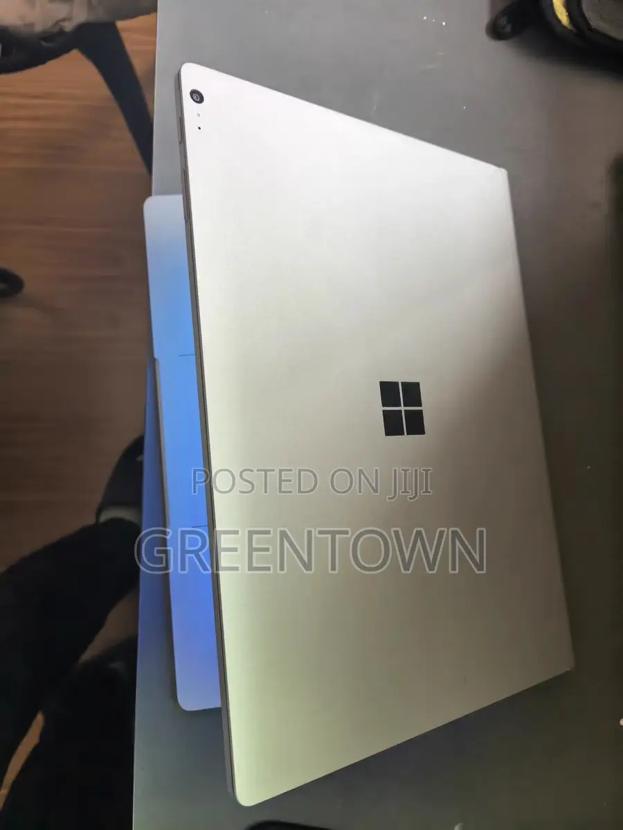 Laptop Microsoft Surface Book 2 8GB Intel Core I5 SSD 256GB