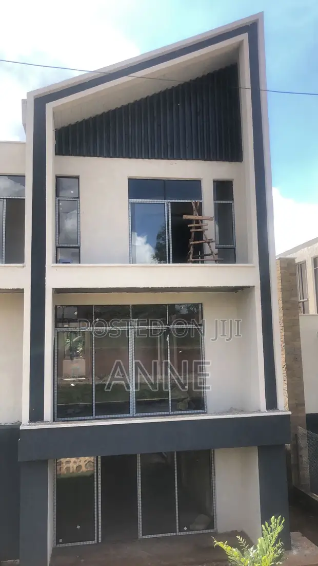 5bdrm Villa in Green View Villas, Kiambu CBD for sale
