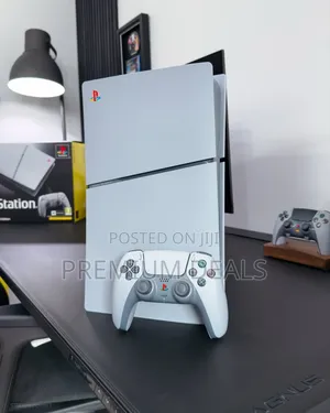 Original Ps5 Slim With All Accessories.