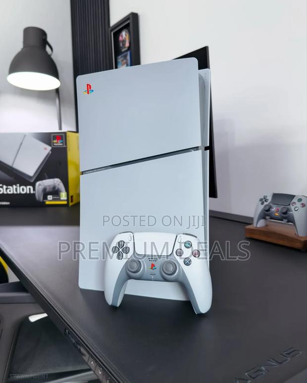 Original Ps5 Slim With All Accessories.