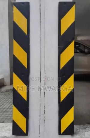 Concrete Surface Rubber Corner Guard