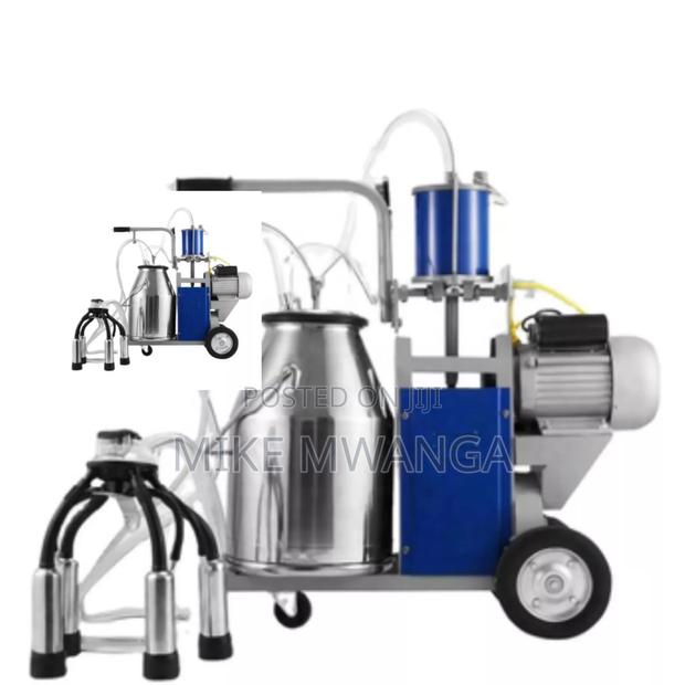 High Quality Milking Machine - main view