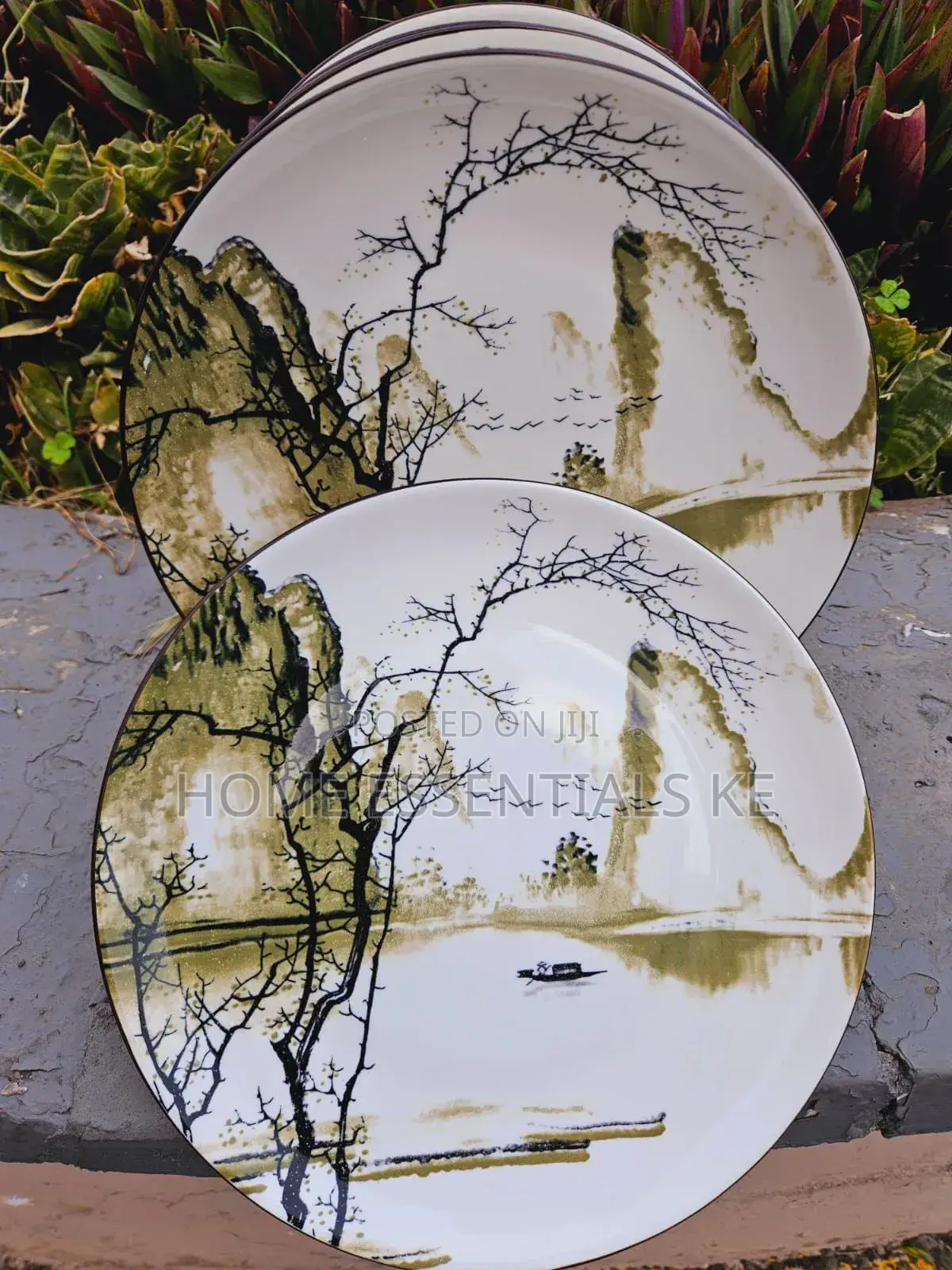 New Set of 6pc Tree Plates(Golden)