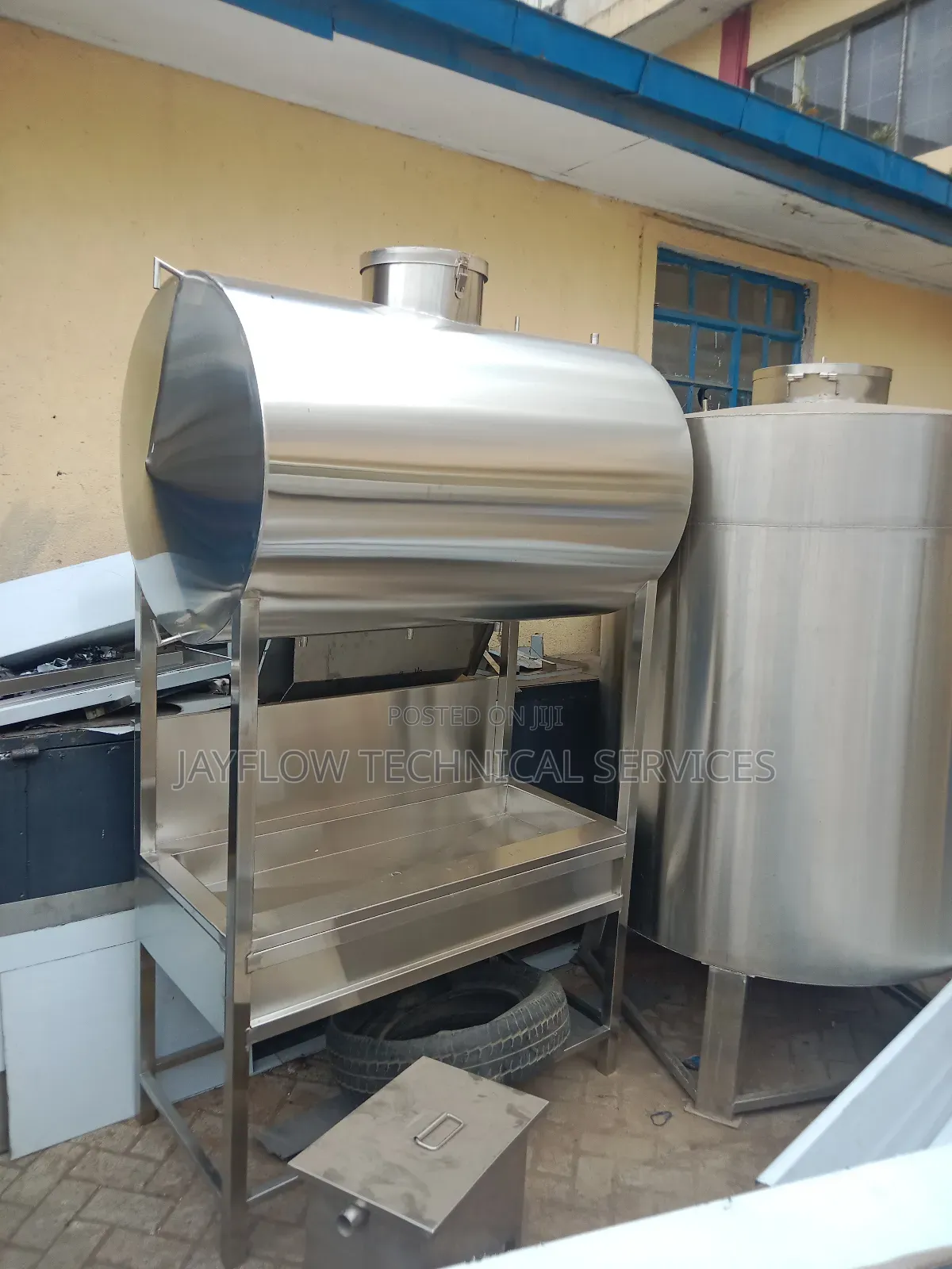 Stainless Steel Refilling Tank 500 LTRS