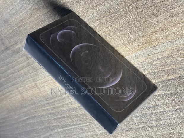 Apple iPhone 12 Pro 256 GB Black - thumbnail 2