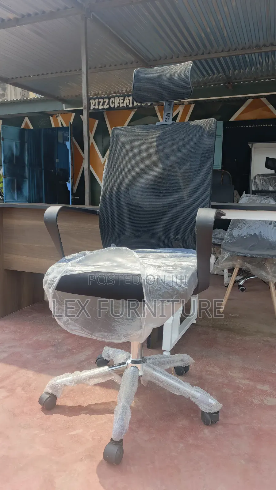 Soft Spongy Headrest Office Chair
