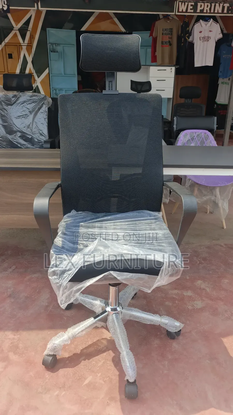 Black 74c Office Chair
