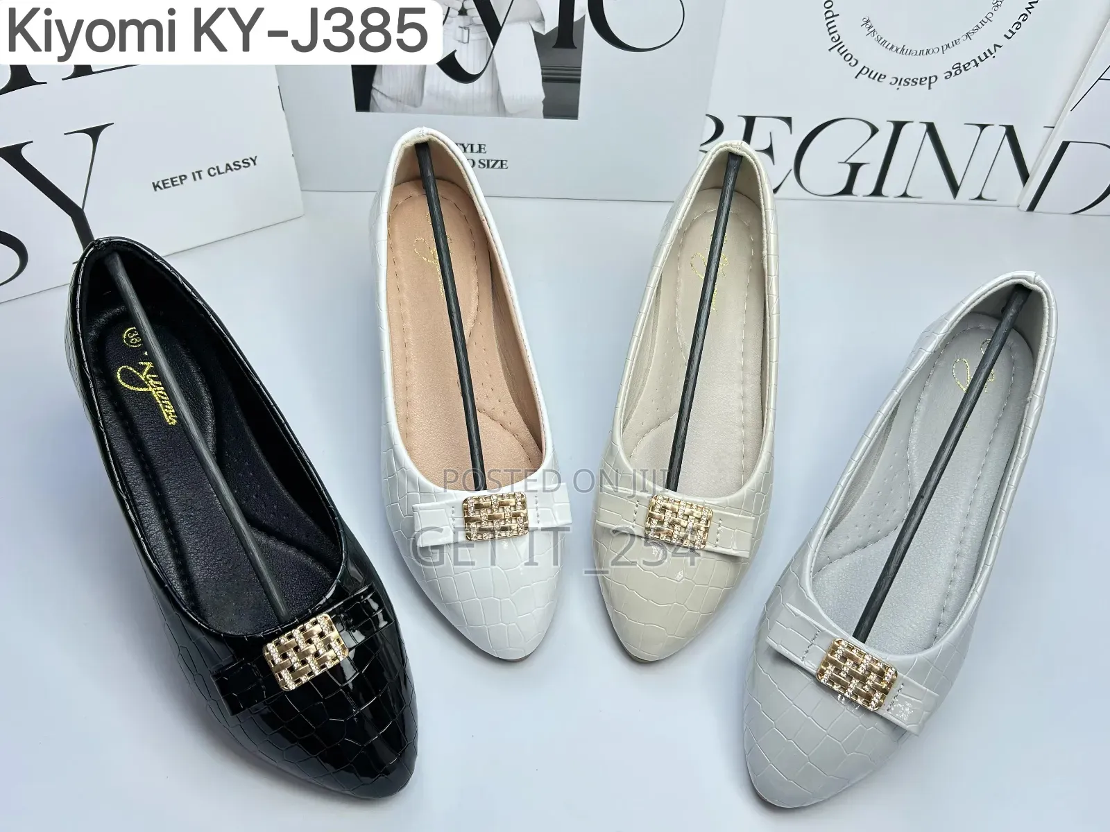 Kiyomi Doll Shoes 

Sizes 37-42
Full Box K