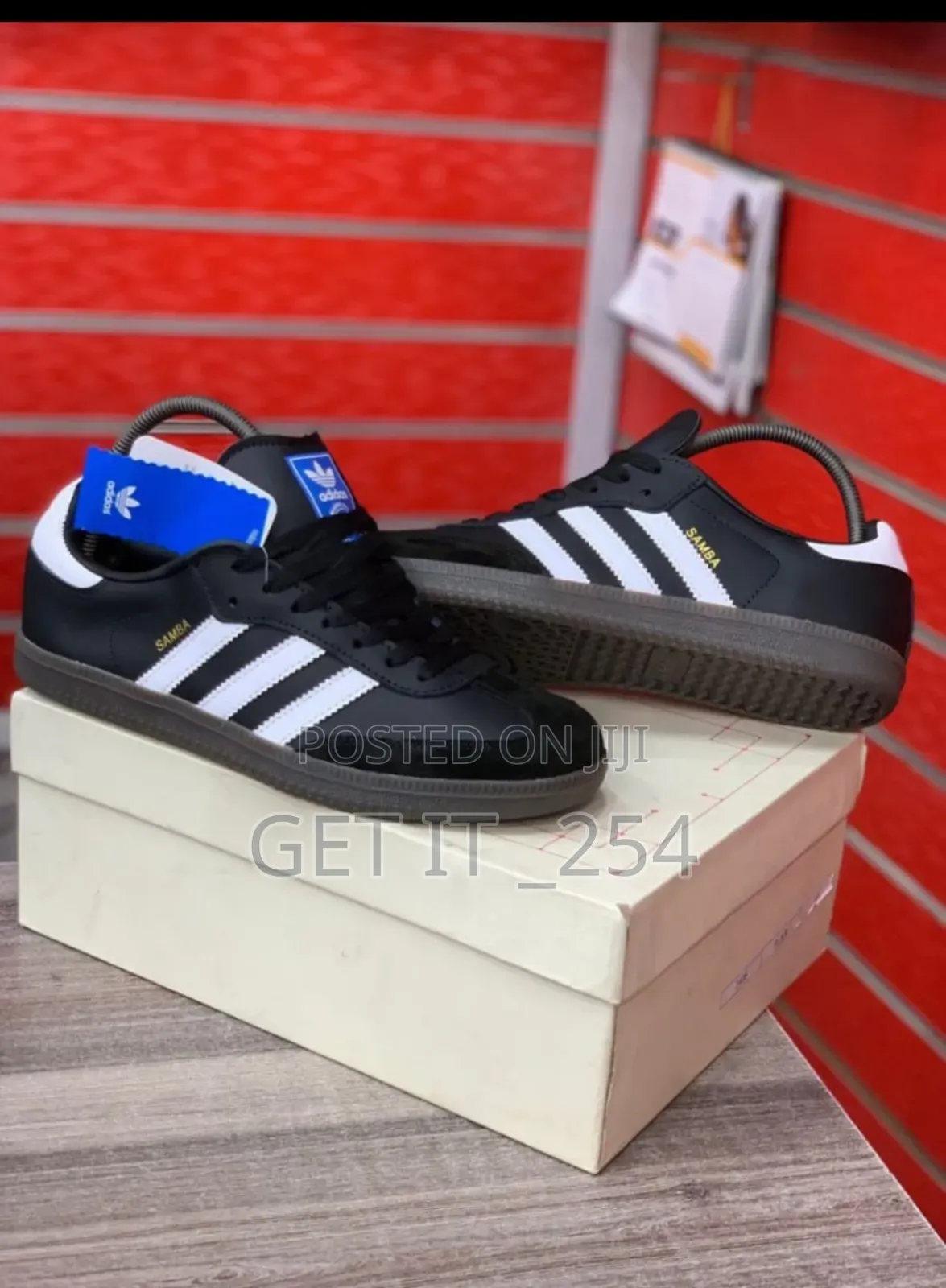 Samba Single Sole 
High Quality 
Sizes 37-45 
 Fixed 
Few