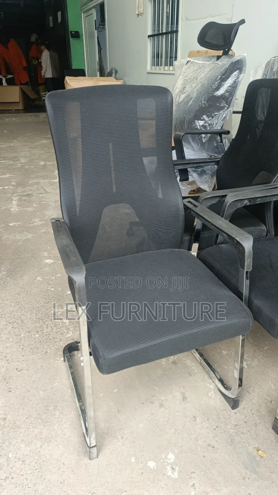 L55 Waiting Chair