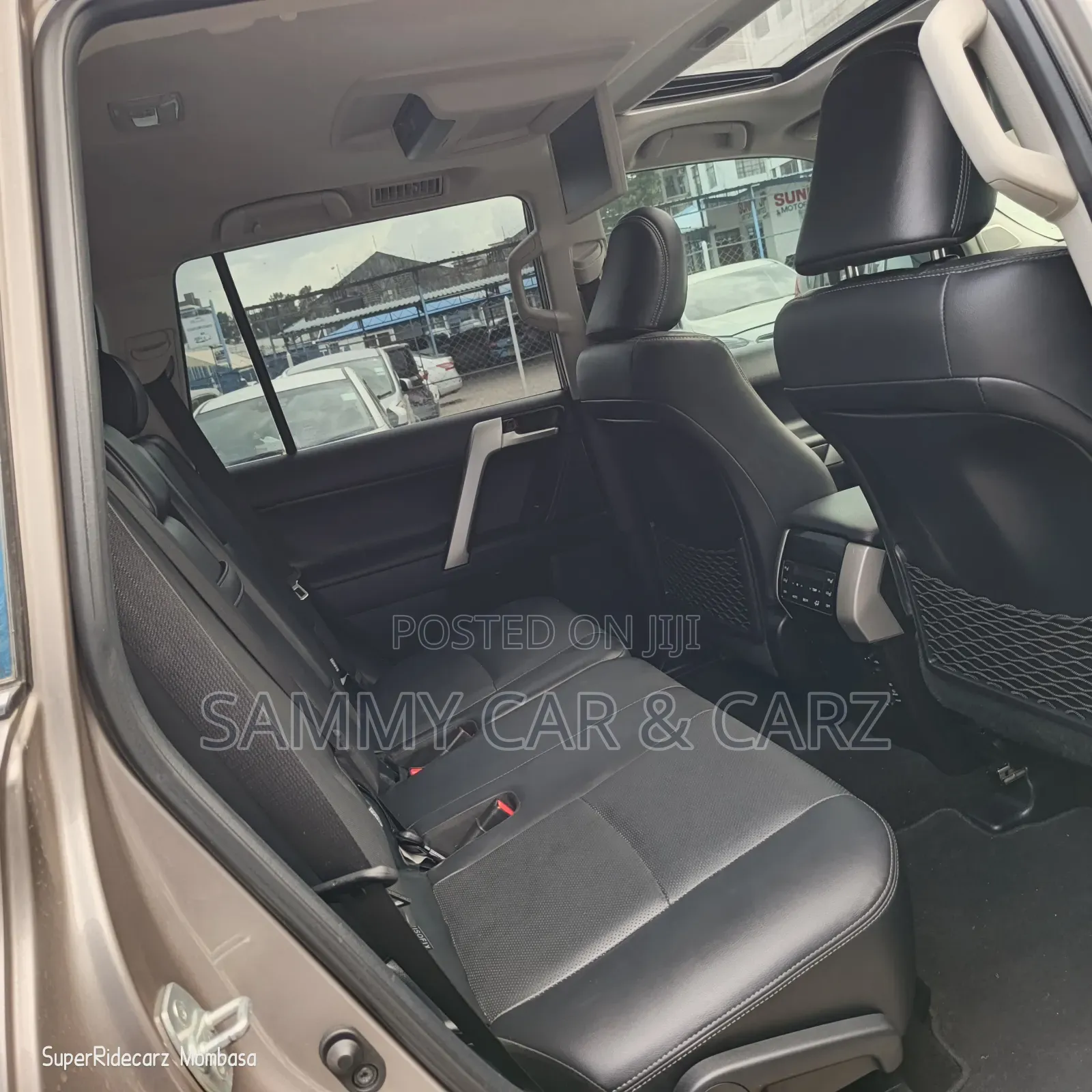 Toyota Land Cruiser 2018 Gold