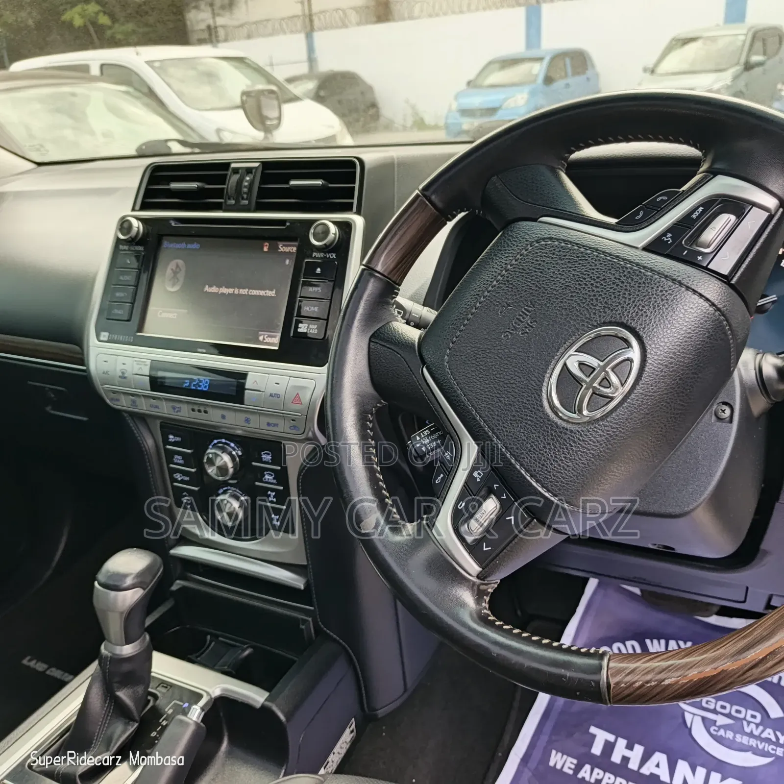 Toyota Land Cruiser 2018 Gold