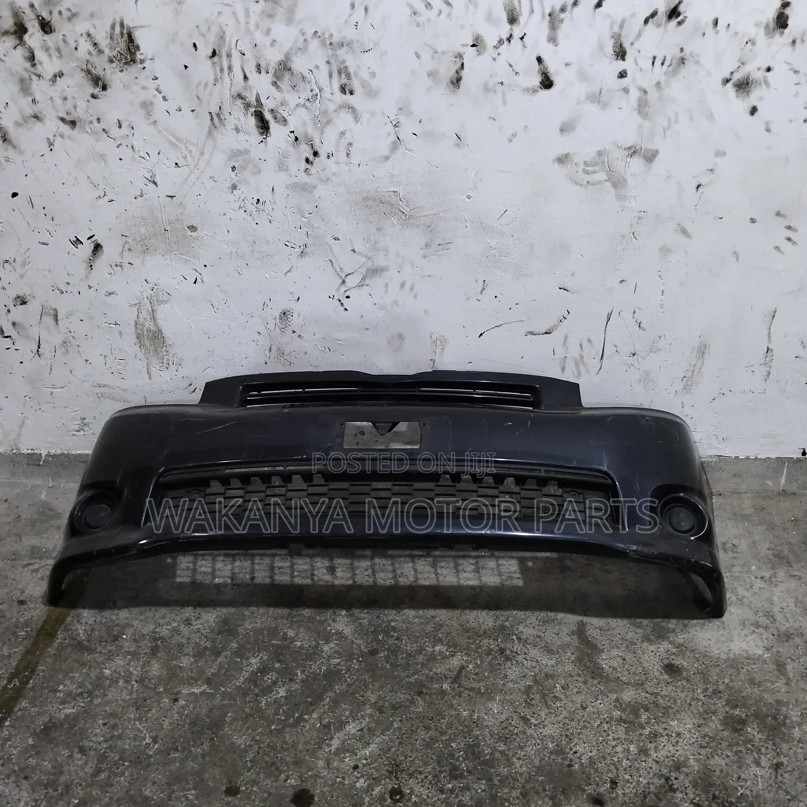 Toyota Voxy Model 2008/2009 Front Bumper With Fog Covers