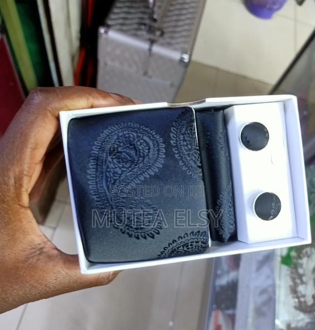 Black Geometric Executive Tie Sets - thumbnail 2