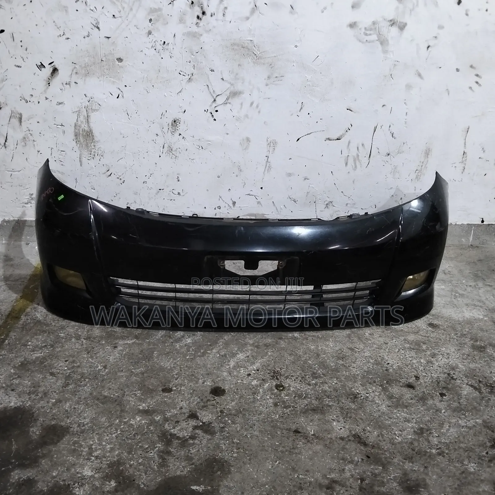 Toyota Isis Model 2005/2006 Front Bumper With Fog Lamps