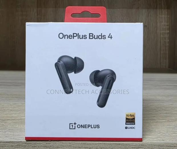 One+ Buds4 - main view