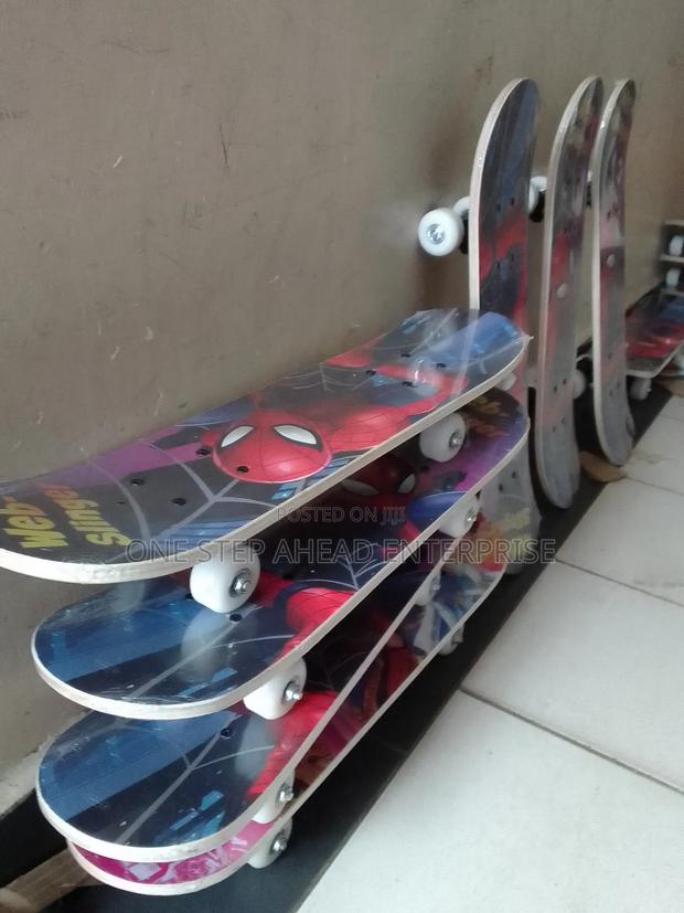 Skateboard for Kids Upto 7yrs - main view