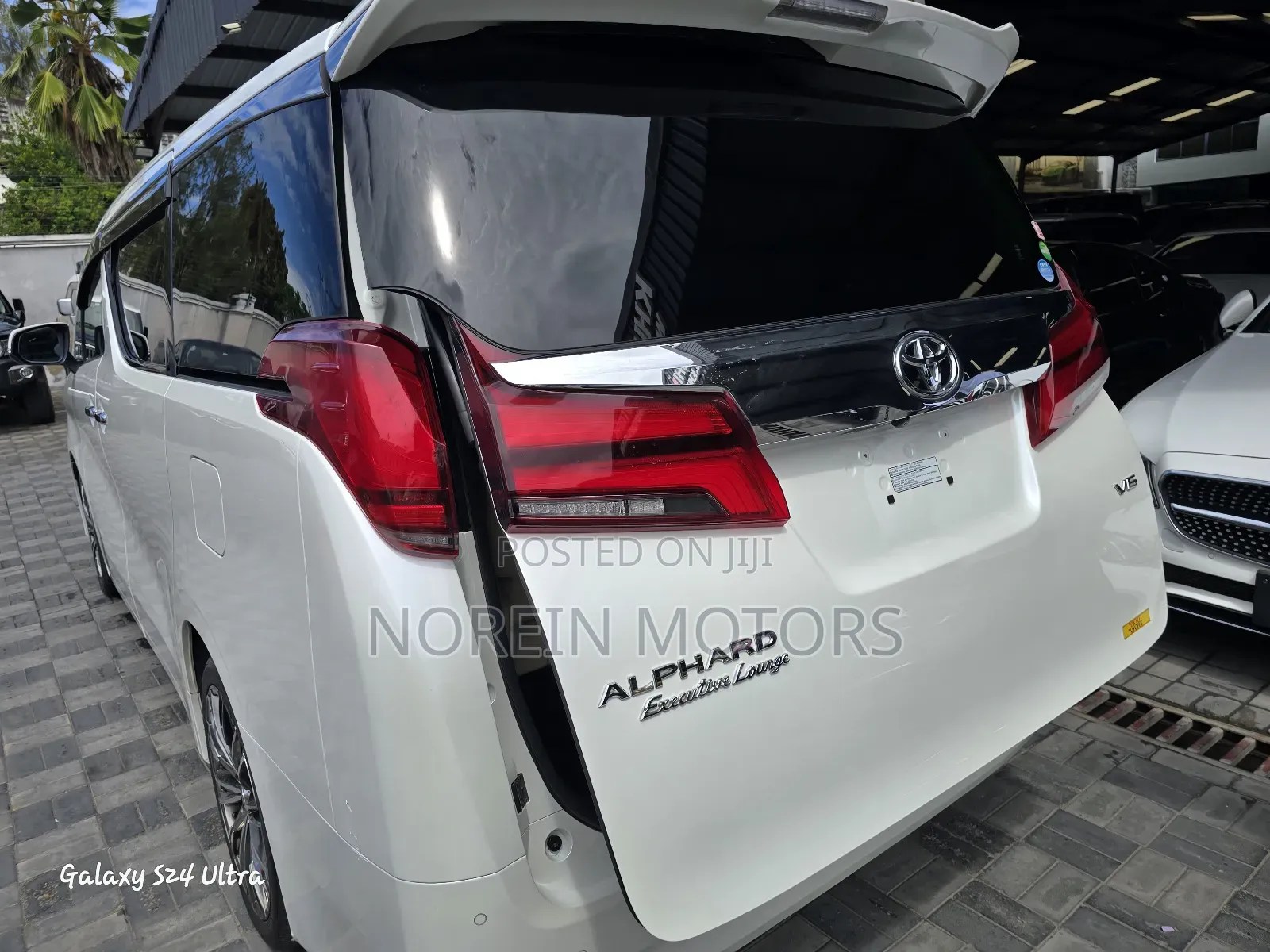 Toyota Alphard 2019 Pearl