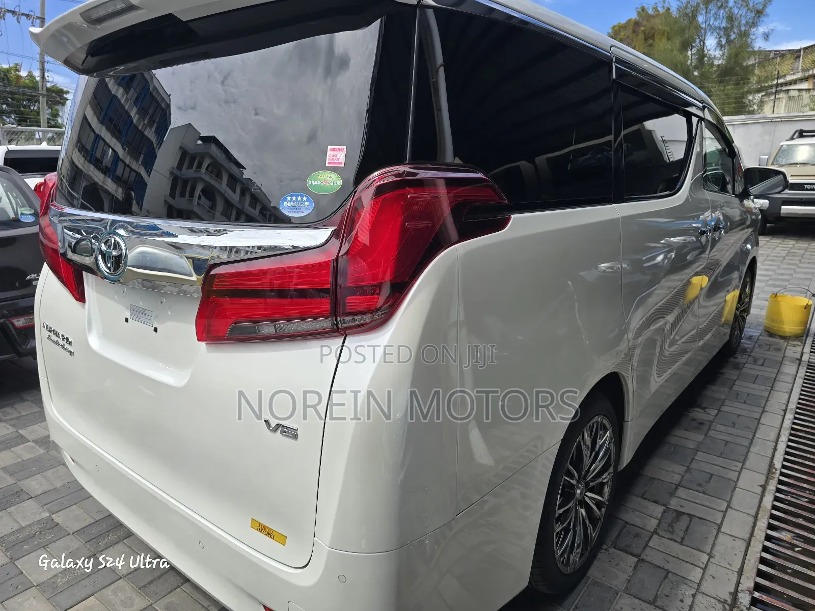 Toyota Alphard 2019 Pearl