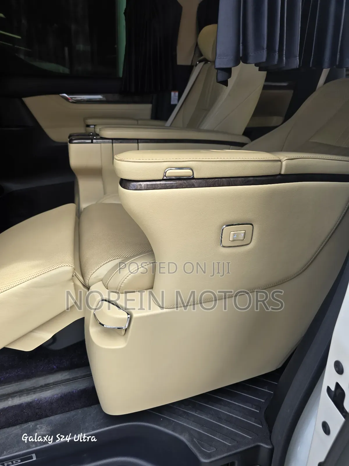 Toyota Alphard 2019 Pearl