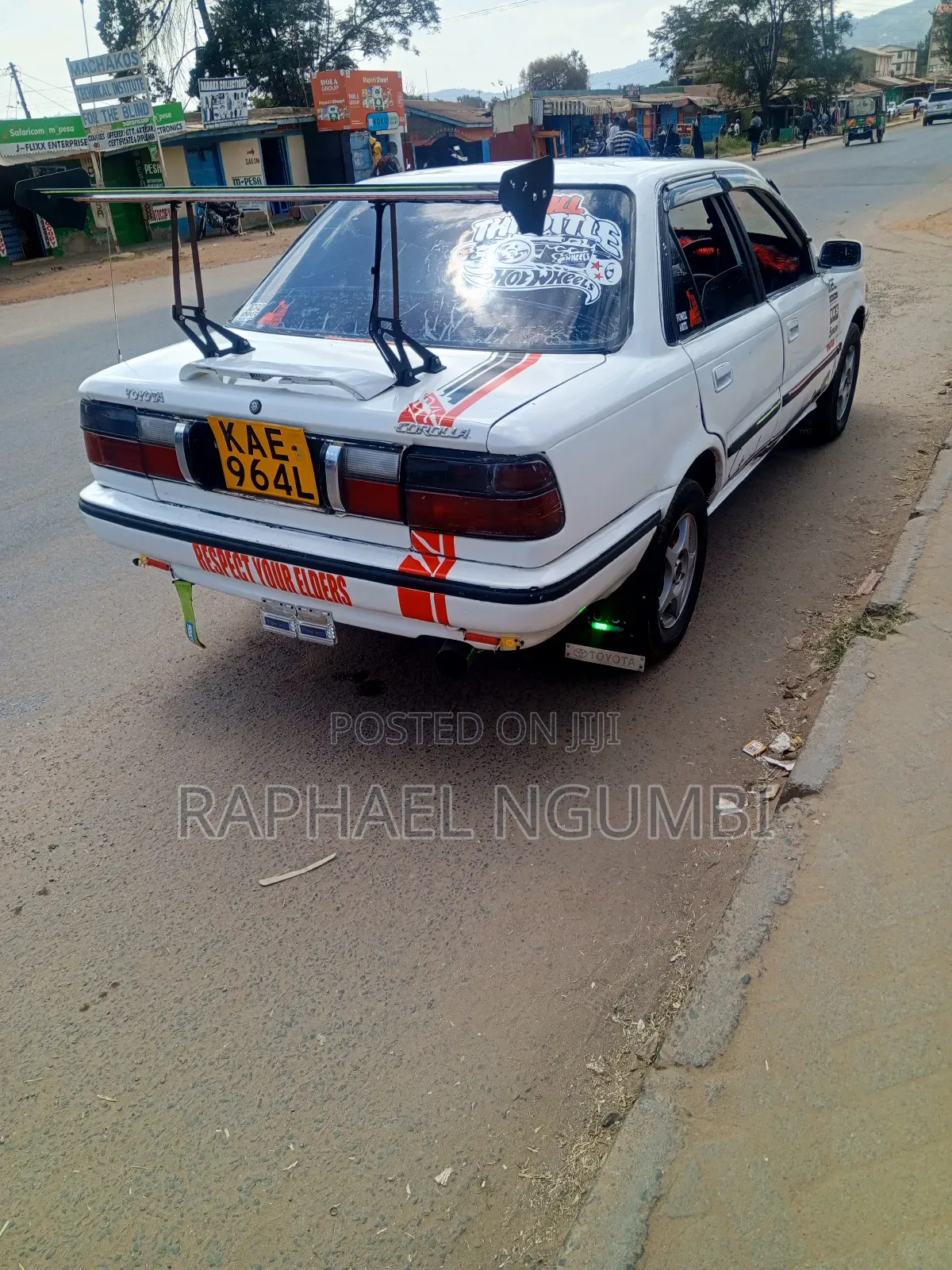 Toyota Corolla 1996 White
