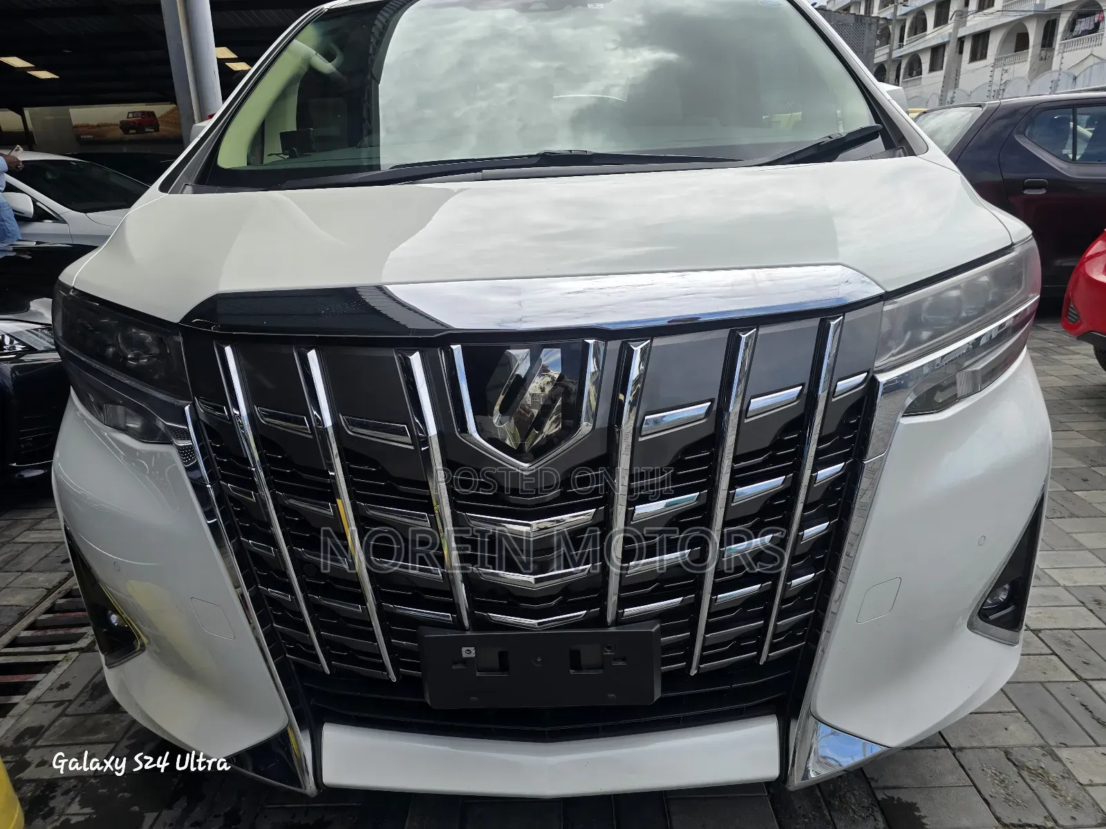 Toyota Alphard 2019 Pearl