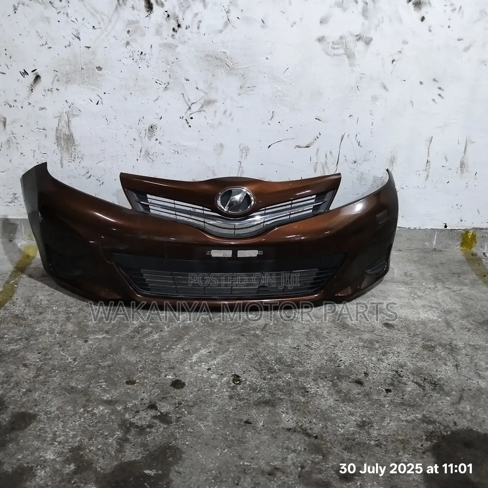 Toyota Vitz Jewela Model 2012/2013 Clean Front Bumper