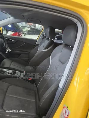 Audi Q2 2018 Yellow