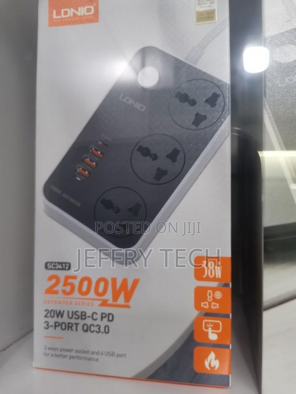 Ldnio Sc3604 Stop Kontak 3 Socket Power Strip + 6 Ports Usb - thumbnail 2