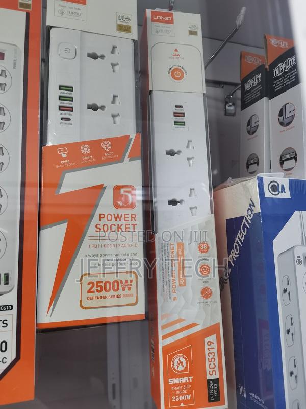 Ldnio Sc5415 5-Way Power Outlet With Usb Ports - 2500w, Uni
