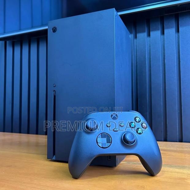 Preowned Xbox Series X With Original Controller.