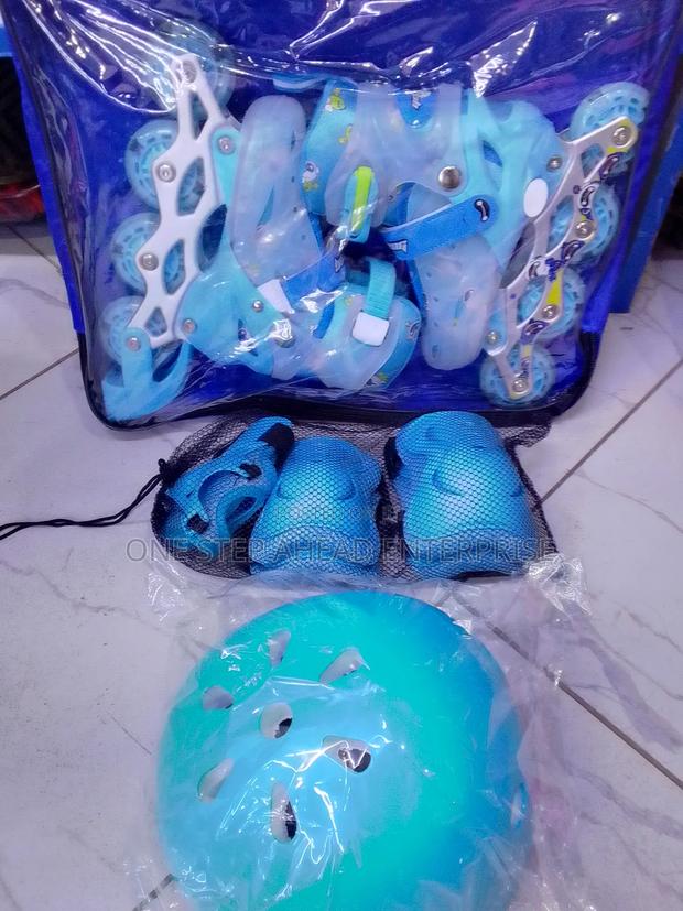Kids Blue Rubber Wheels Skates/Roller - main view