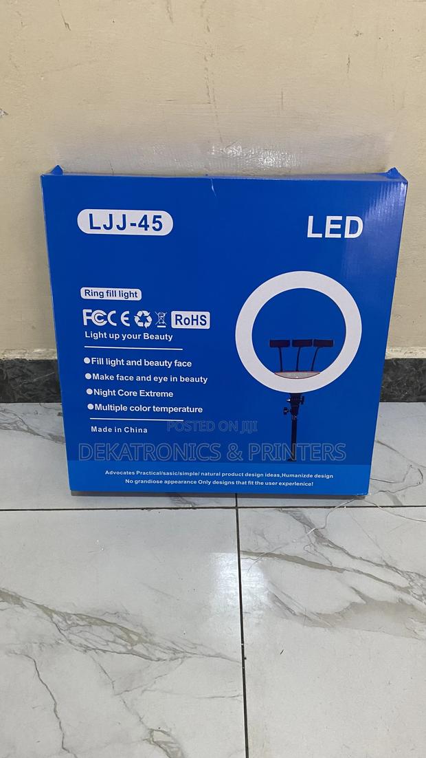 18 Inch Ring Light - main view