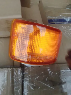 Corner Signal Indicator Lamp Dyna Orange/Amber 1995-1998