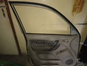 Rav4 J 2005 Front Left Door