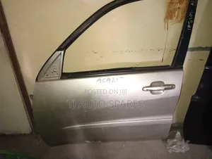 Rav4 J 2005 Front Left Door