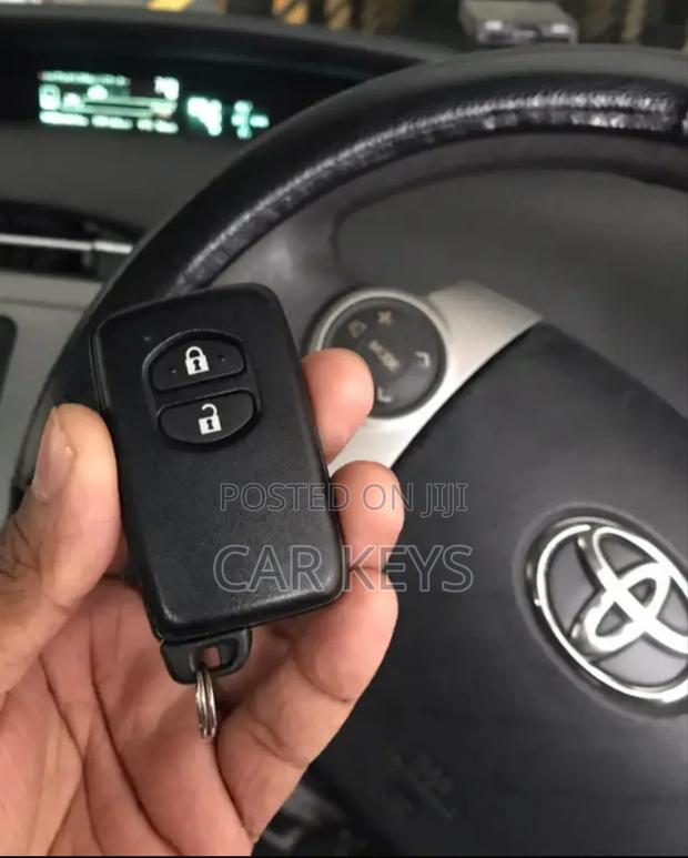 Toyota Fielder Smart Key Programming 
