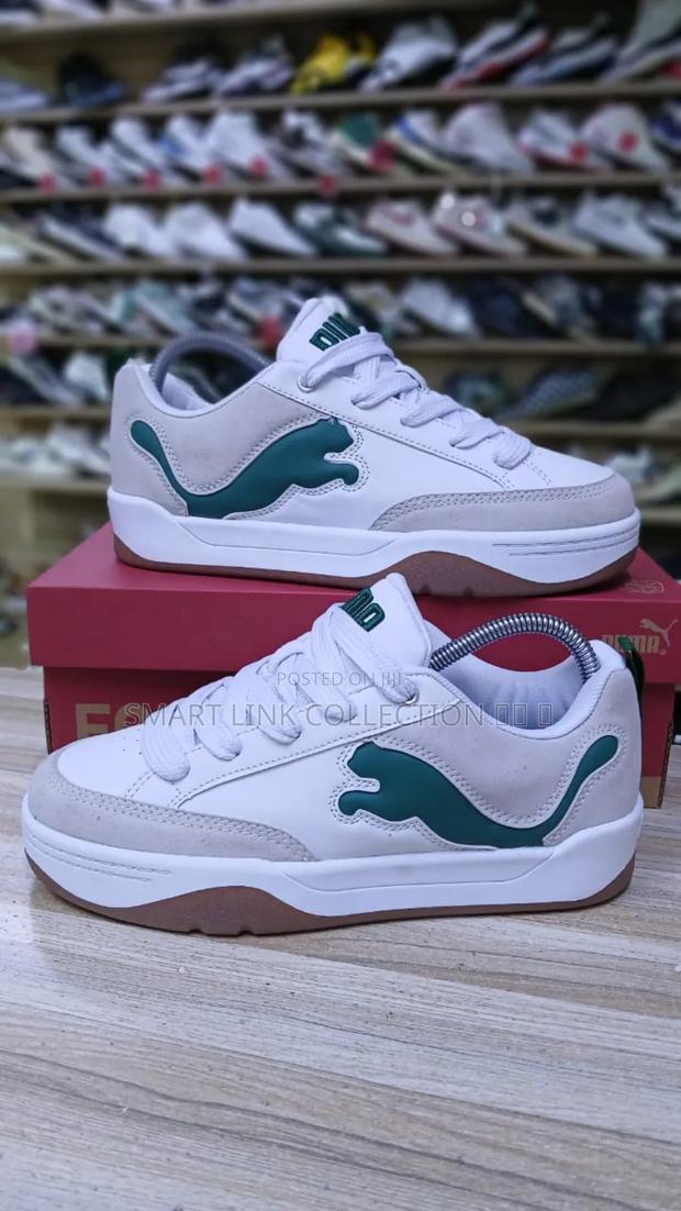 White Puma Sneakers - thumbnail 2