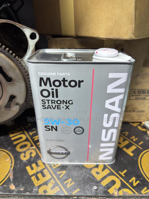 Nissan Engine Oil - thumbnail 3