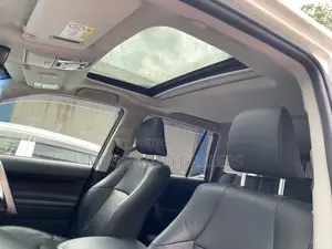 Toyota Land Cruiser Prado 2018 White
